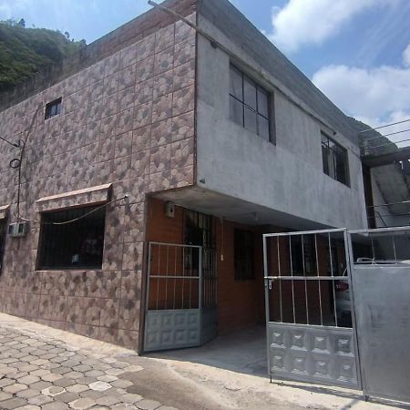 Casa Vacacional En Banos De Agua Santa Baños Exterior foto